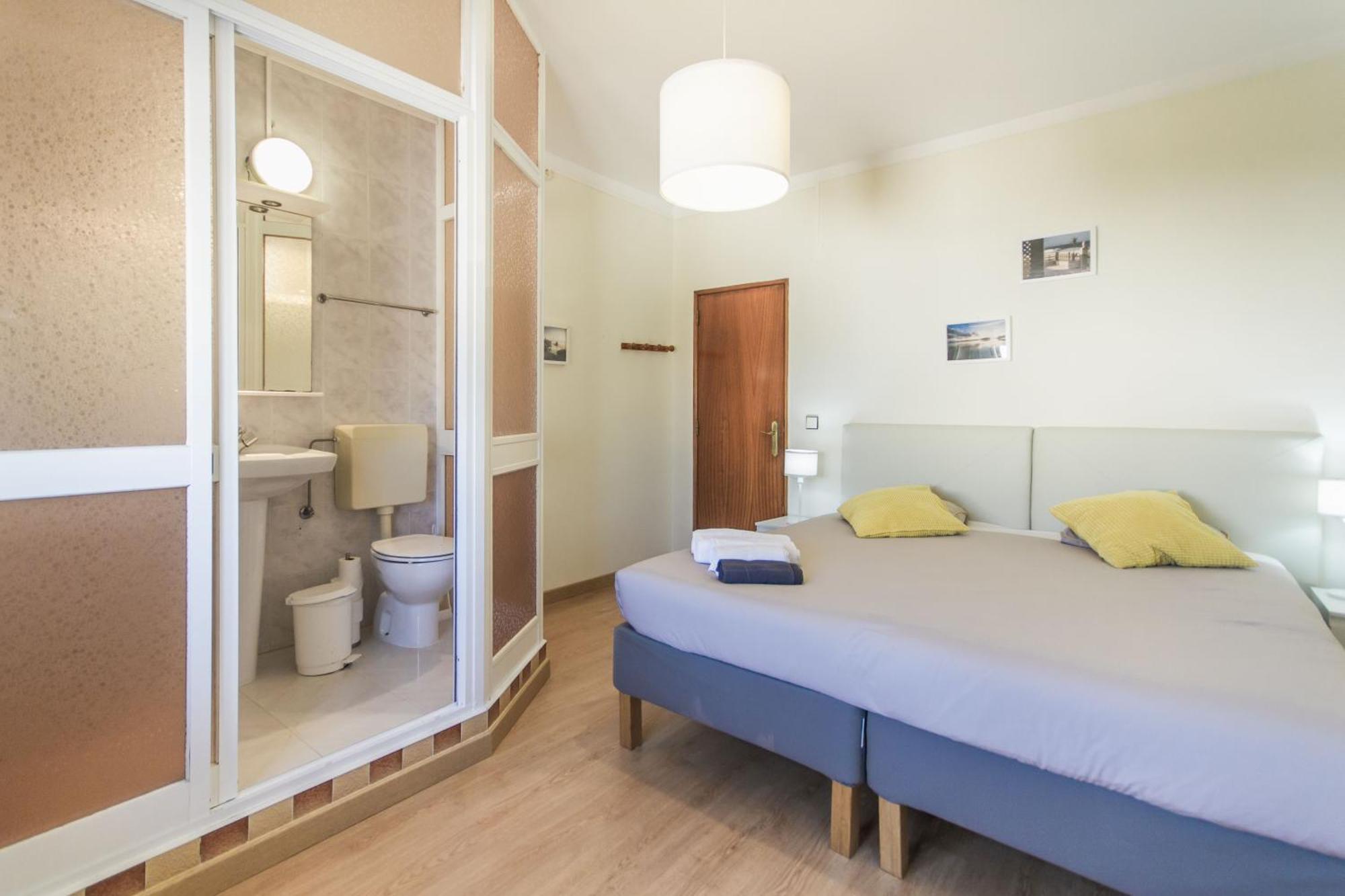 Beach Avenue Apartment Ferrel  Chambre photo